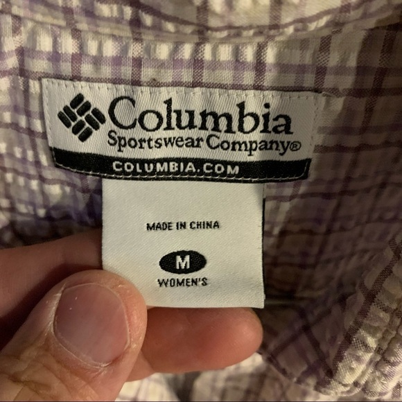Women’s Columbia Button Down Shirt - Picture 2 of 4